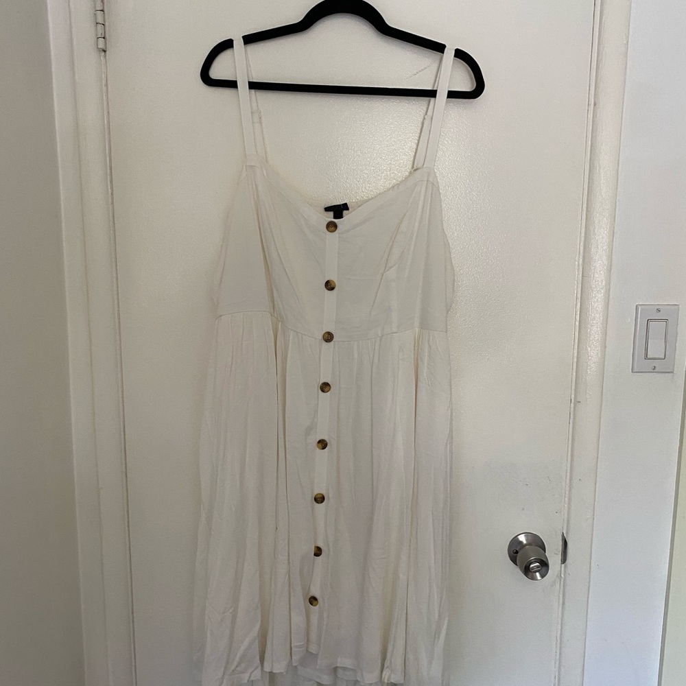 Torrid NWT White Hi Lo Dress
